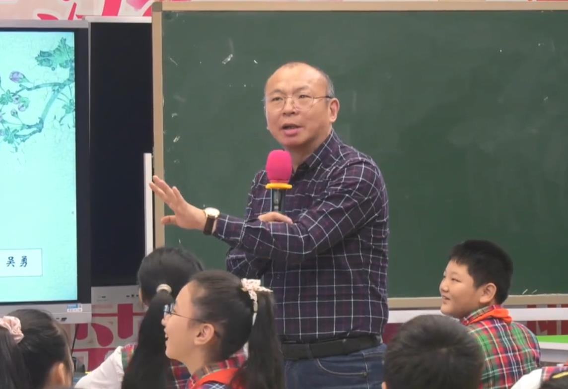 吳勇，習(xí)作《圍繞中心意思寫》，統(tǒng)編教材六年級上冊第五單元