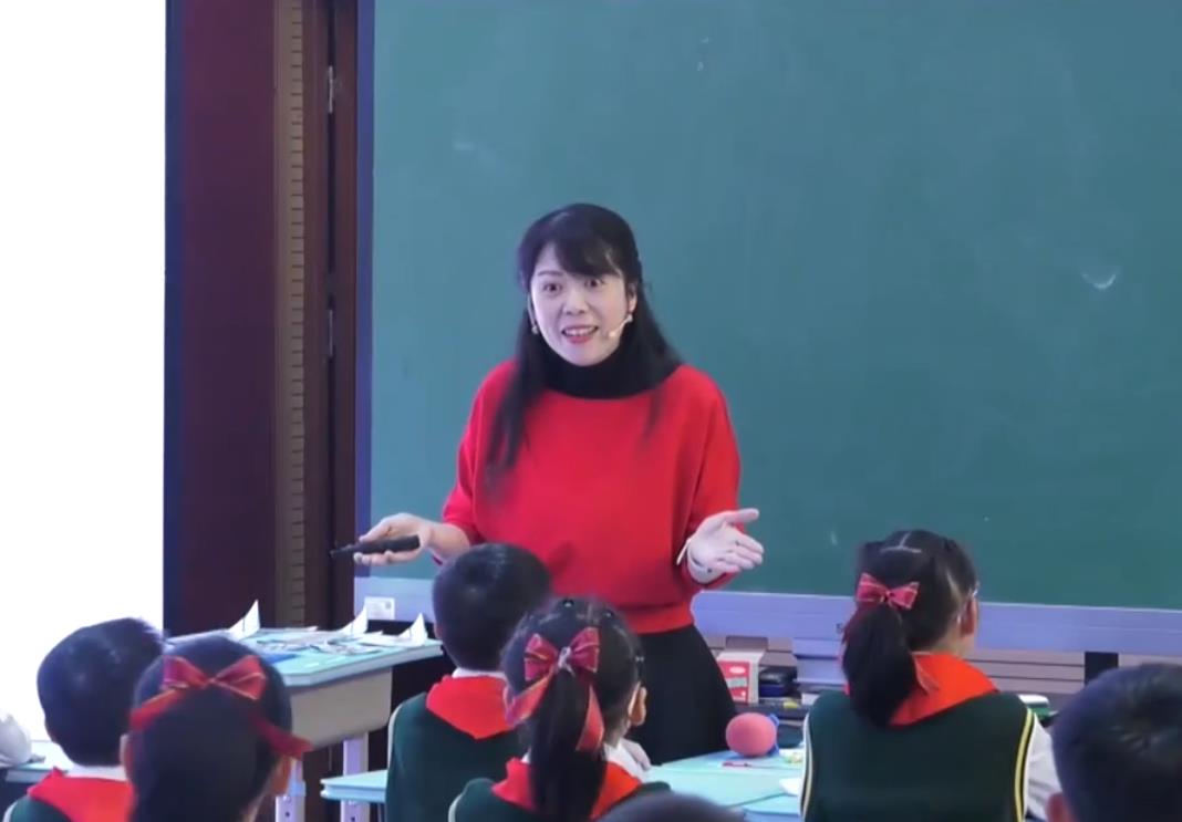 周小娟《國寶大熊貓》，統(tǒng)編教材三年級(jí)下冊第七單元習(xí)作