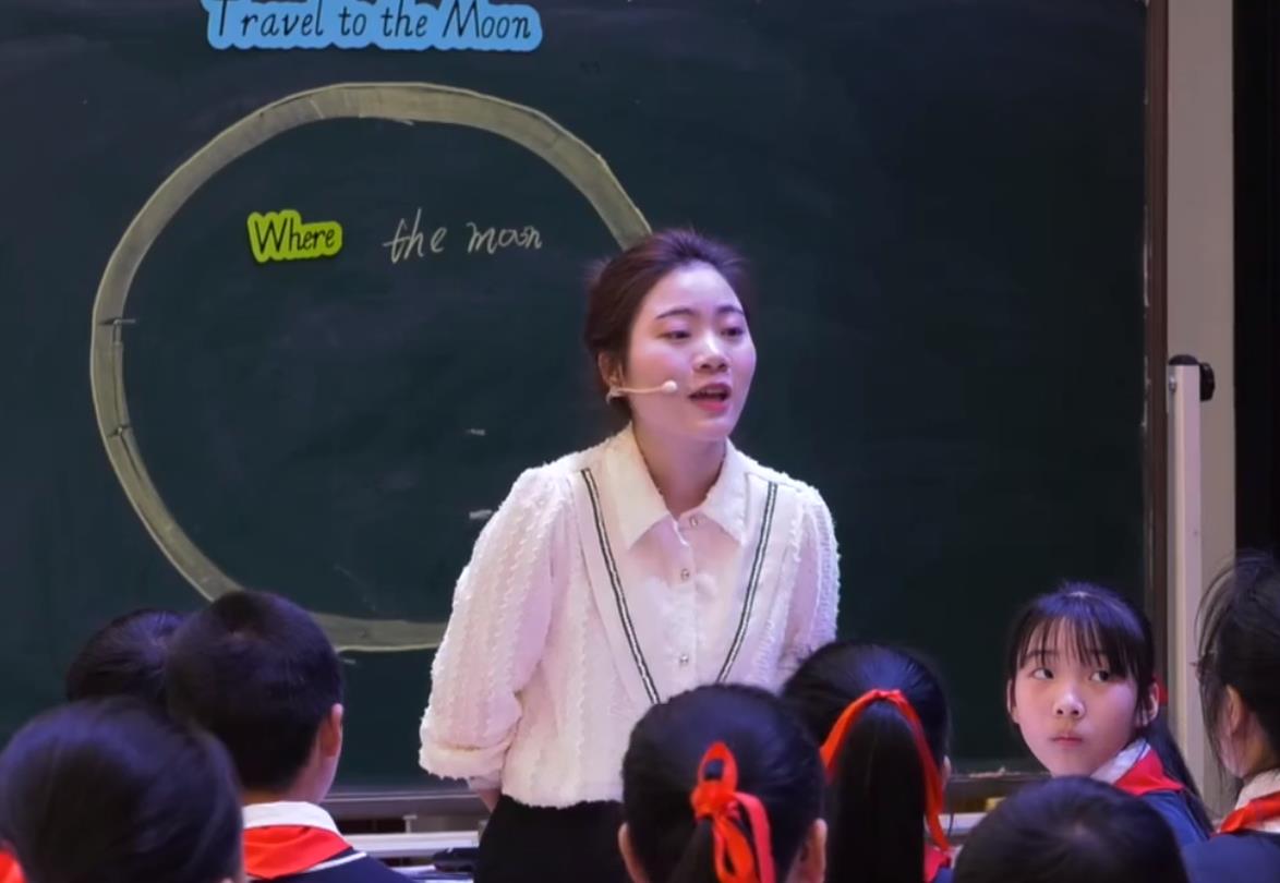 張玉蘭，閱讀課《Travel to the Moon》， 六年級，人教版