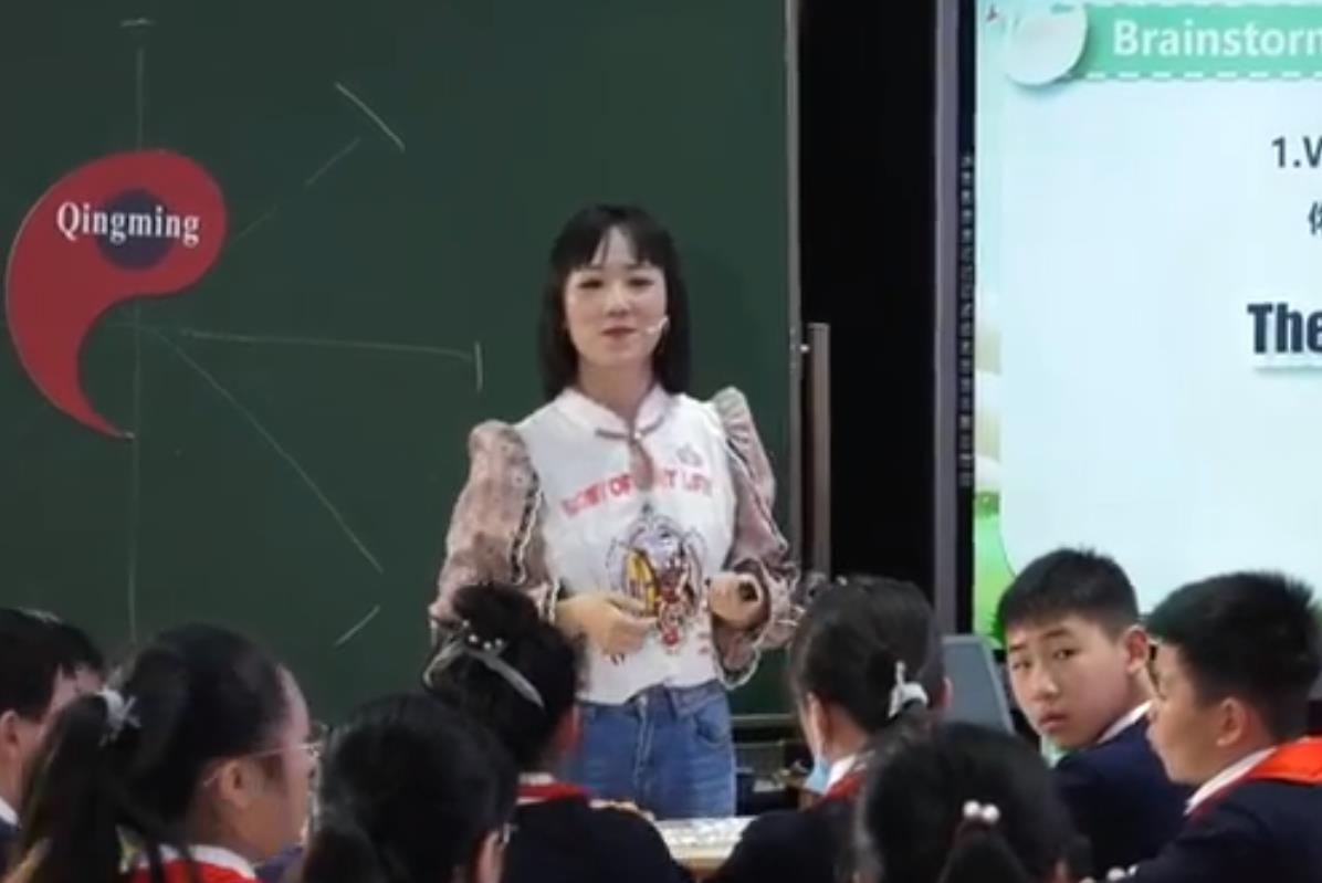 張茨鑫，綜合語(yǔ)用課《The Qingming Festival》，六年級(jí)，人教版