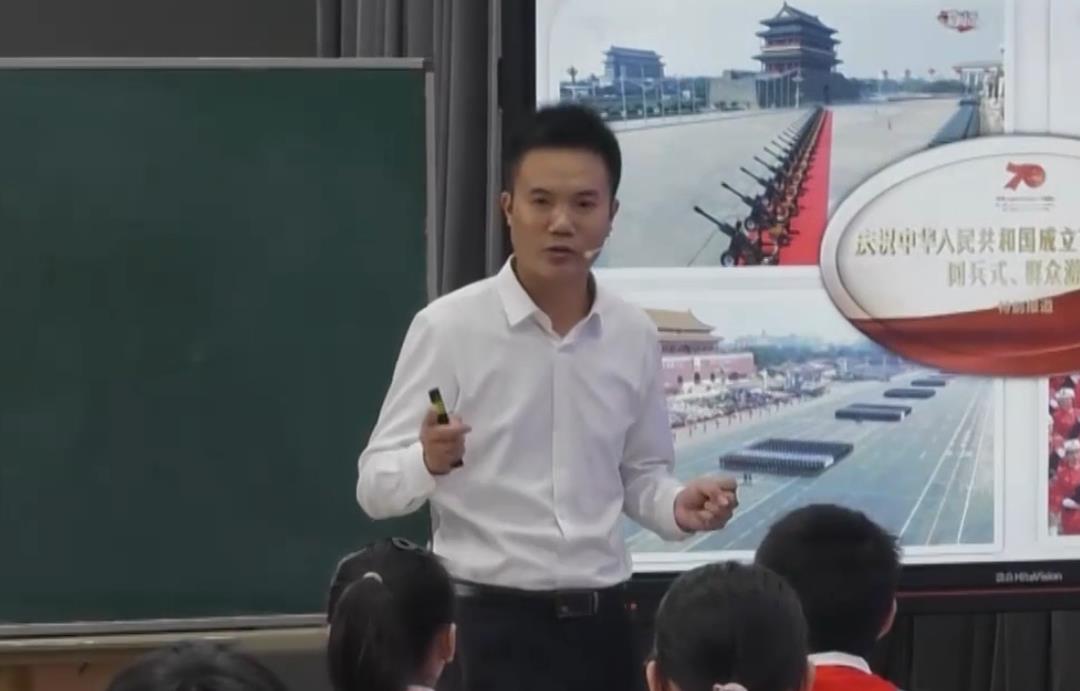 蔡講波	《植樹(shù)問(wèn)題》	五年級(jí)	上冊(cè)