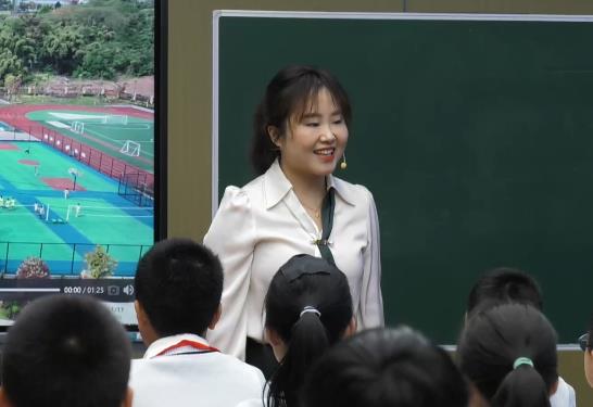 賀靜，《漫畫的啟示》，五年級下冊習作，第八單位