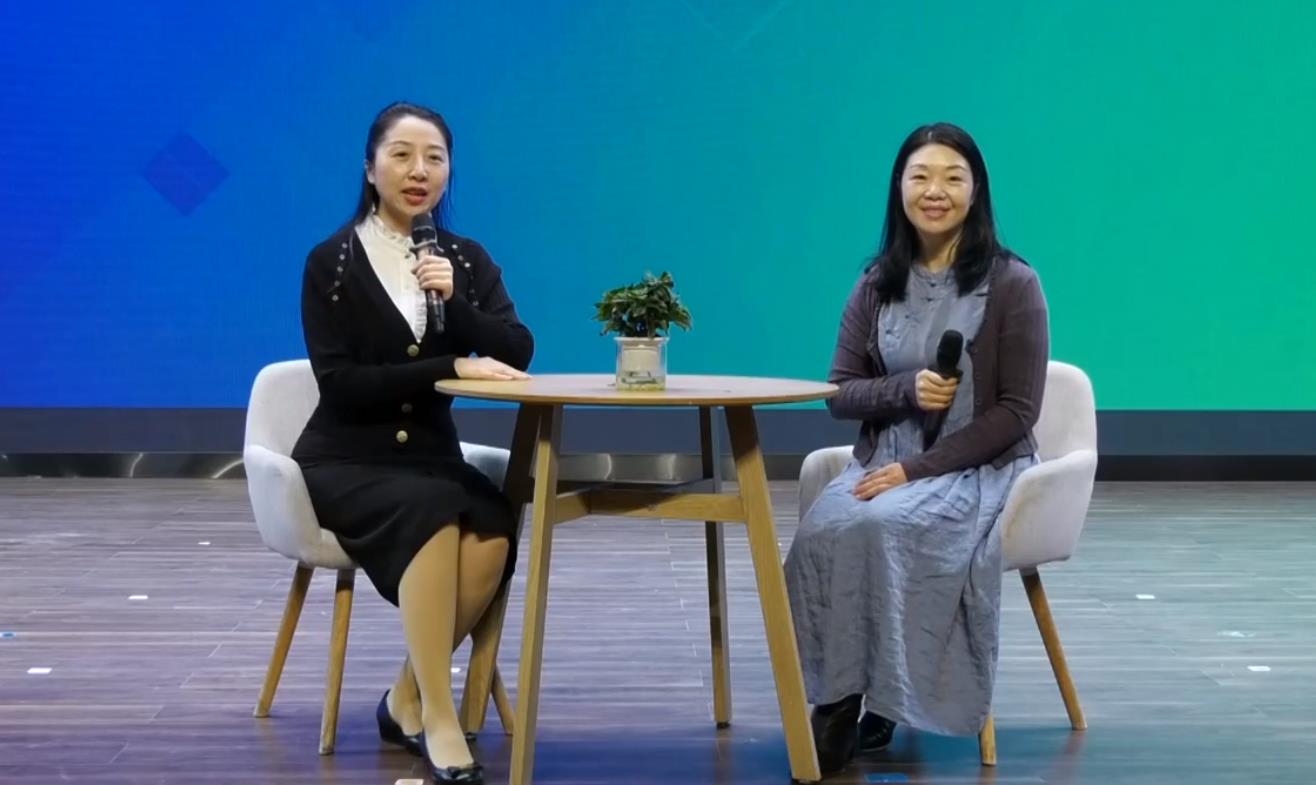 陳洪英《執(zhí)教者反思+專家點評+共同建構》