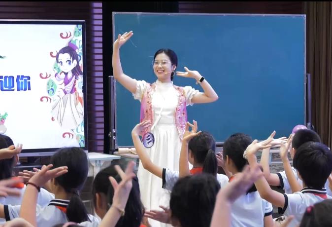 肖建，《我是少年阿凡提》，四年級(jí)下冊(cè)，第5課，人音版
